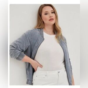 Women’s Torrid Bomber Lightweight Jacket Size 1X